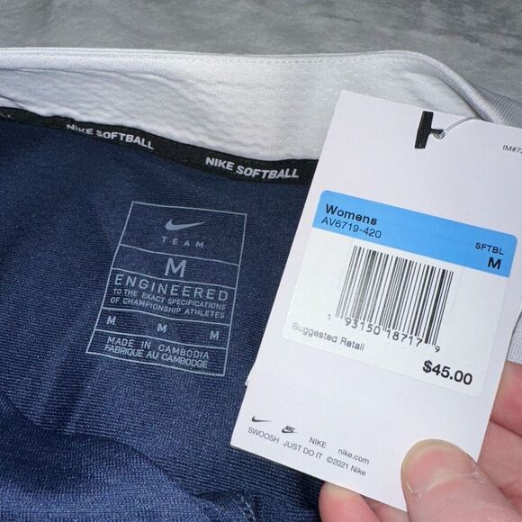Nike Women’s Softball Training Shirt Navy White Full Button Down Medium NWT - Picture 6 of 9